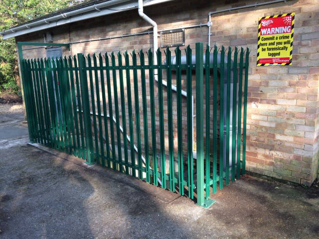 Fencing/Enclosures